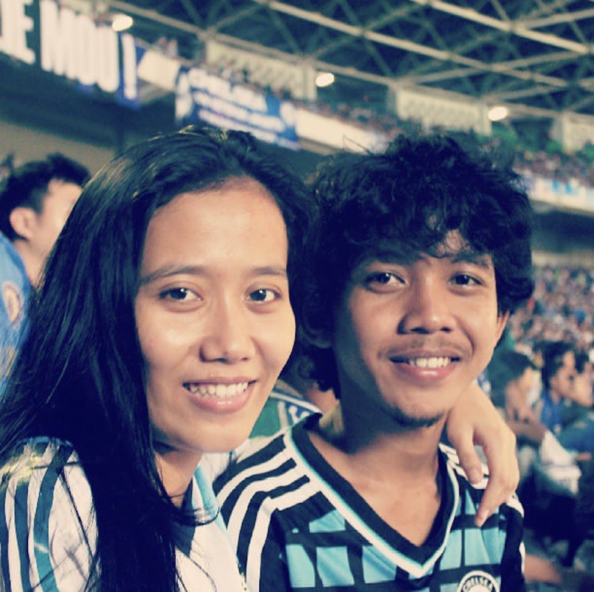 adamnovrizals's tweet photo. @KABAR_CHELSEA nonton dongsss sama ayang beb 🤙🏼 https://t.co/MsSLEMv4qq