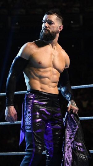 BalorChristian's tweet photo. Finn Bálor 🥵 https://t.co/brhPmz8W58