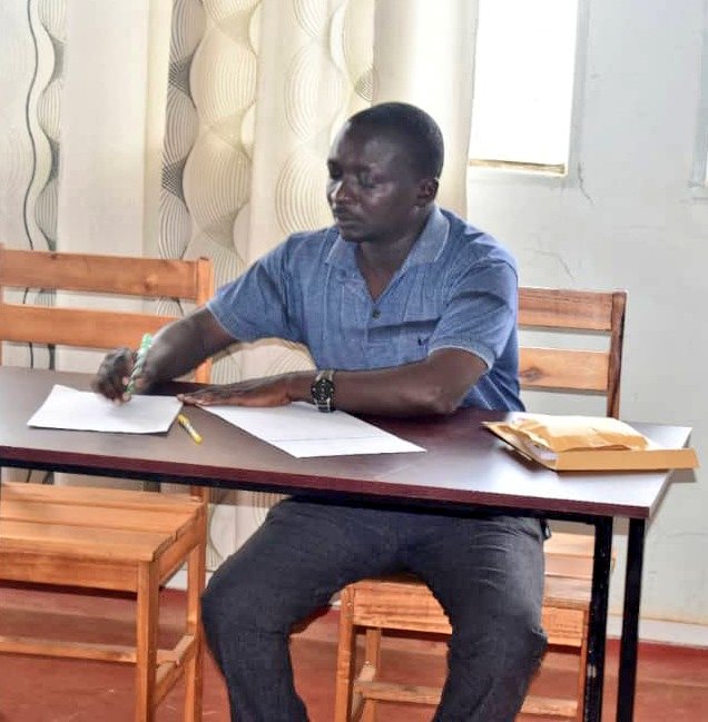 ABPInfos's tweet photo. 1/3 #Burundi Les membres de #PPSAN ont constaté ce jeudi que les malnutris sont nombreux dans les communes des #Mirwa et de plaine contrairement à celle du #Mugamba et il a été recommandé de faire tout pour ces gens guérissent. https://t.co/rqvi2VE9M6