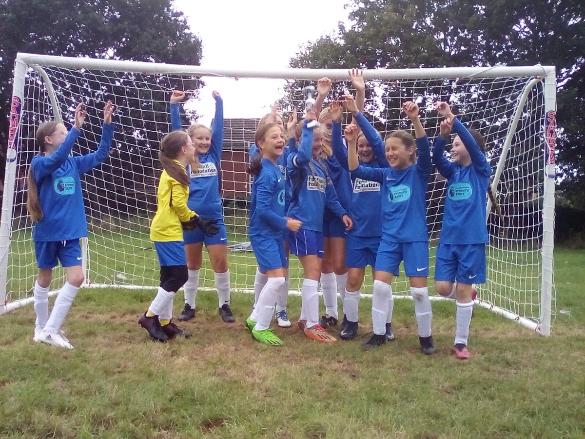 Barwelltrips's tweet photo. Wow! Thank you @HB_SSPAN for a brilliant afternoon! Our wonderful girls only went on to win the tournament, keeping a clean sheet throughout and not losing a single match! We can't wait to watch you represent Hinckley and Bosworth in the next round! 💙 @barwellacademy #GreenIn https://t.co/3hl65WE6oP