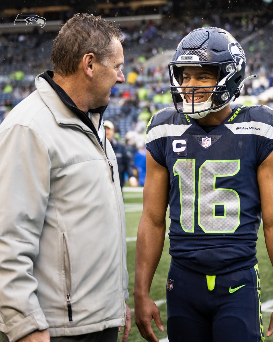 · Both born in Tulsa, Oklahoma · Both iconic Seahawks wide receivers · Both born September 28 Today we celebrate both Tyler Lockett and Steve Largent on their Birthday!