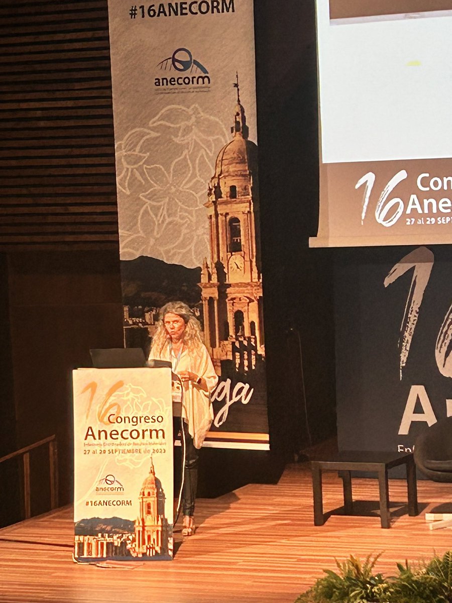 NuRieta_G's tweet photo. @Montmartnurse comunicando la importancia de la participación del paciente en la toma de decisiones en el #16ANECORM 👏🏻
@anecorm @vallhebron #VHInfermeria #VallHebron https://t.co/TovbHj8kKo