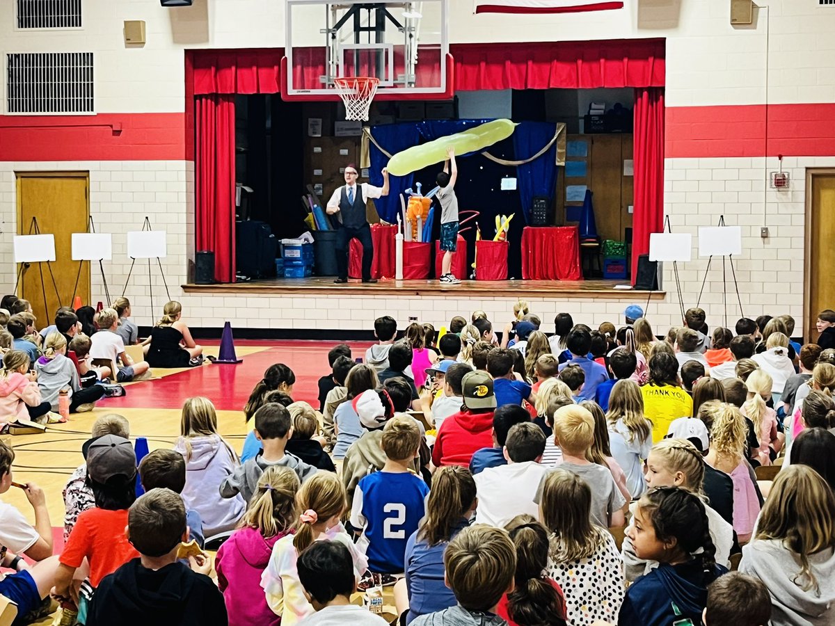 Nicole McLaughlin tweet media