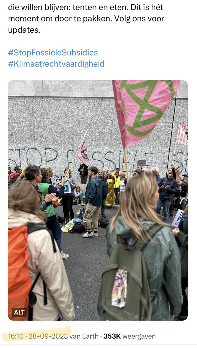 lilian_helder's tweet photo. Terwijl in Rotterdam grote paniek uitbrak, geschoten werd, brand werd gesticht, agenten en arrestatieteams en hulpverleners alle zeilen bijzetten, plaatst Extinction Rebellion een oproep op X om nu naar de A12 te komen,want
โNu is hรฉt moment om door te pakkenโ
Dan ben je echt ziek