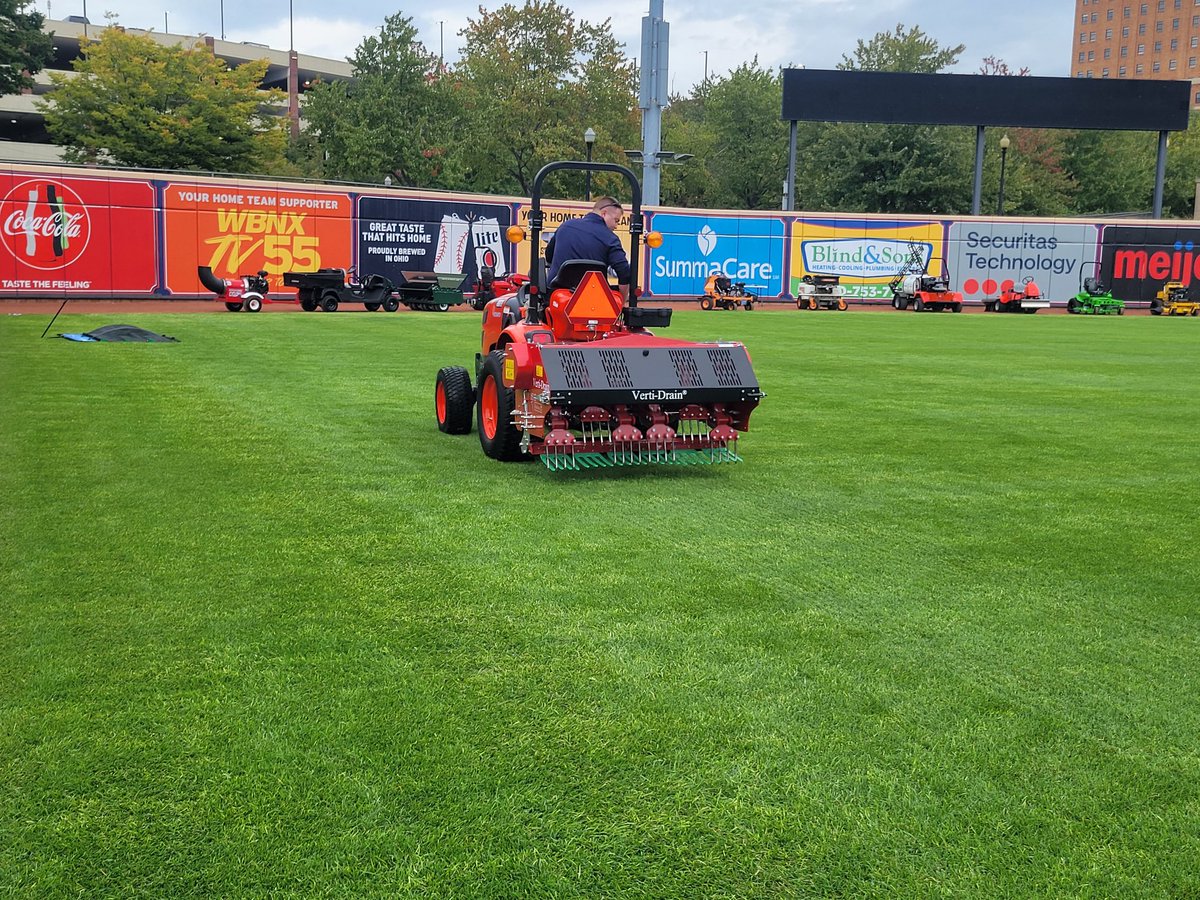 Drew Williams (@vertidrew) on Twitter photo Big thanks to <a href="/BakerVehicle/">Baker Vehicle System</a> for hosting a great field day at the Akron Rubberducks stadium today! Chris Walsh and his crew have the place looking great! Check out that <a href="/Redexim/">Redexim North America</a> Vert-Drain 1513 on the Kioti tractor....pretty sweet little setup. Big thanks to <a href="/BakerVehicle/">Baker Vehicle System</a> for hosting a great field day at the Akron Rubberducks stadium today! Chris Walsh and his crew have the place looking great! Check out that <a href="/Redexim/">Redexim North America</a> Vert-Drain 1513 on the Kioti tractor....pretty sweet little setup.