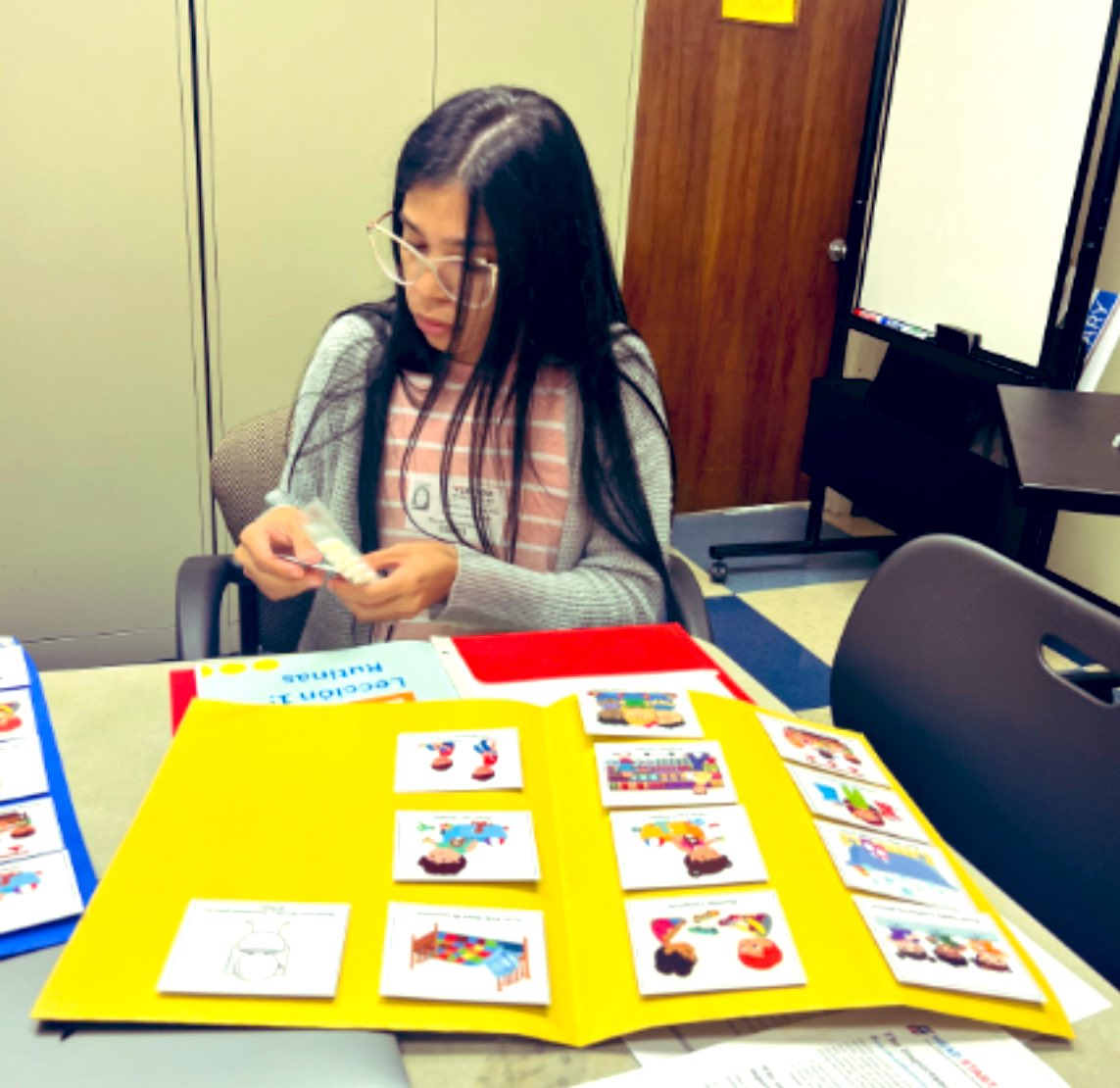 J. Houston Elementary (@jhoustonelem) on Twitter photo First Curriculum Parenting Meeting/Primer junta de curriculum para padres #PreK3 <a href="/AustinISD/">Austin ISD</a> #Families #Familias #Headstart <a href="/FamAsPartners/">Families as Partners</a> First Curriculum Parenting Meeting/Primer junta de curriculum para padres #PreK3 <a href="/AustinISD/">Austin ISD</a> #Families #Familias #Headstart <a href="/FamAsPartners/">Families as Partners</a>