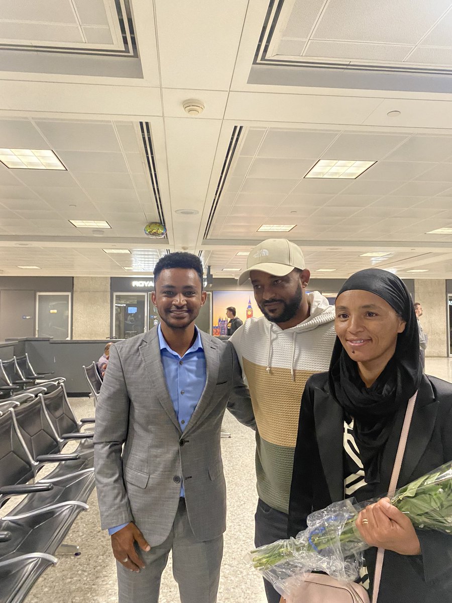 KiyaSegni's tweet photo. Exciting news! Fantu, the wife of the late Hachalu Hundessa, has arrived in Washington, D.C. 🇺🇸 She's here to host a special event that promises to be both moving and inspiring.  #FantuInDC #HachaluLegacy https://t.co/lMkUbcCrda