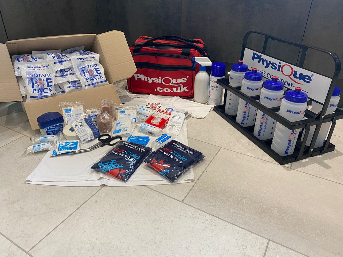 engdeaffutsal's tweet photo. Wonderful support from @PhysiqueMgmt equipping our England Deaf Men squad ready for the World Deaf Futsal Championship in Brazil! #physiosupply #supporting3lions #fullstrengthahead https://t.co/fpcl2fTQ9h