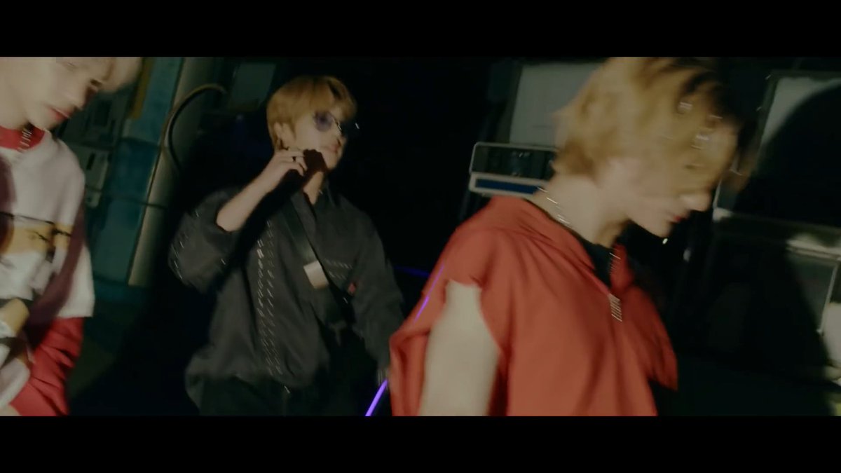 단애 tweet media