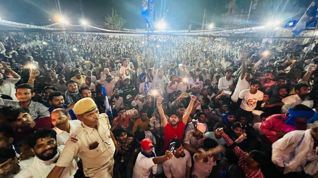 BhimArmyChief's tweet photo. मालाखेड़ा (अलवर ग्रामीण) में "संविधान बचाओं यात्रा" आज का अंतिम पड़ाव। https://t.co/xwwAvJQLkp