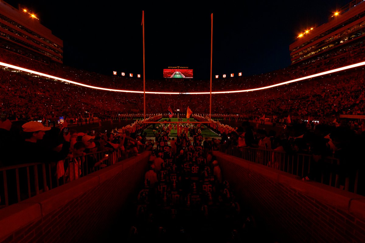 soon ⚫️🌕⚫️