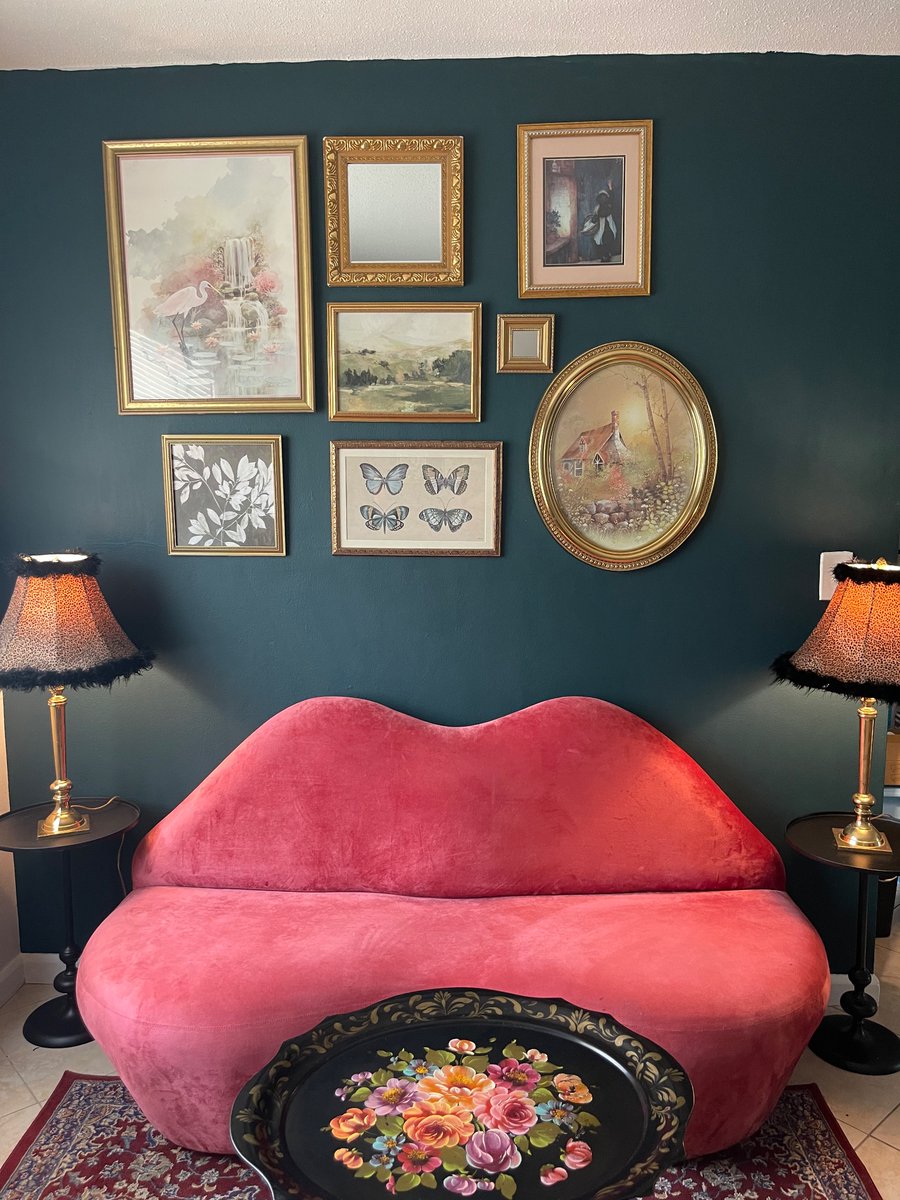 Karlee Grey (@karleegreyxxx) on Twitter photo So happy with the new addition to my space! Shout out <a href="/FlowersNVelvet/">Flowers & Velvet</a> for all of her hard work & dedication to make this space so dreamy! 😙💕 So happy with the new addition to my space! Shout out <a href="/FlowersNVelvet/">Flowers & Velvet</a> for all of her hard work & dedication to make this space so dreamy! 😙💕