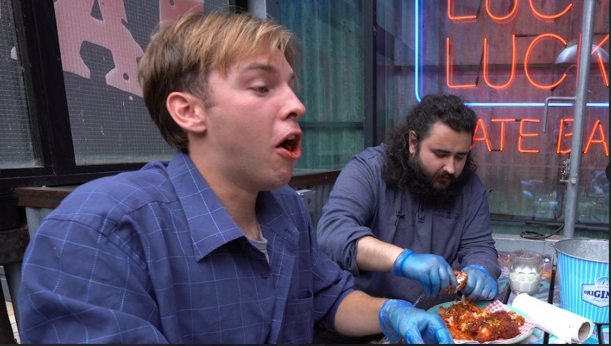 Stanleysband_'s tweet photo. Had the pleasure of meeting @TheWingmenFood last week, or at least we thought it’d be a pleasure, until we had to eat 20 ‘Hotter Than The Sun’ wings at @bunnyjacksons. Cheers for that fellas 👍

Watch the vid and see if we survive 😂:
https://t.co/W5oUqKtLLn 

I’ll Try - 06/10/23 https://t.co/k1aHrCjXpe