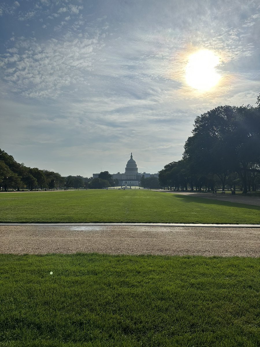 itsN2if's tweet photo. Washington DC 🏛️ https://t.co/C32Q4Kqd11