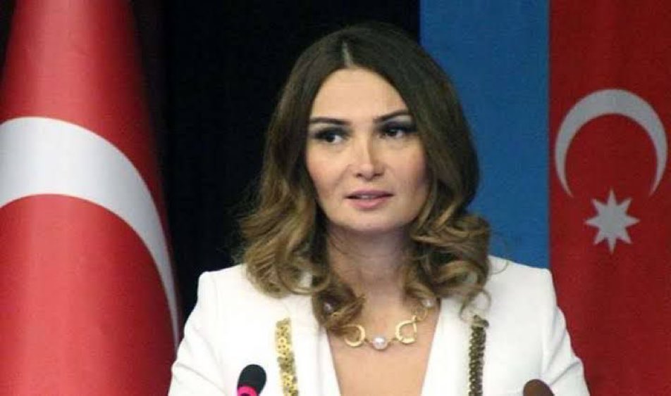 Türk dünyasına yönelik hizmetleriyle gönüllerde yer eden ve vefatından büyük üzüntü duyduğum Azerbaycan Milletvekili Ganire Paşayeva’ya Allah’tan rahmet, ailesine, yakınlarına, Azerbaycanlı kardeşlerimize ve Türk dünyasına başsağlığı diliyorum.