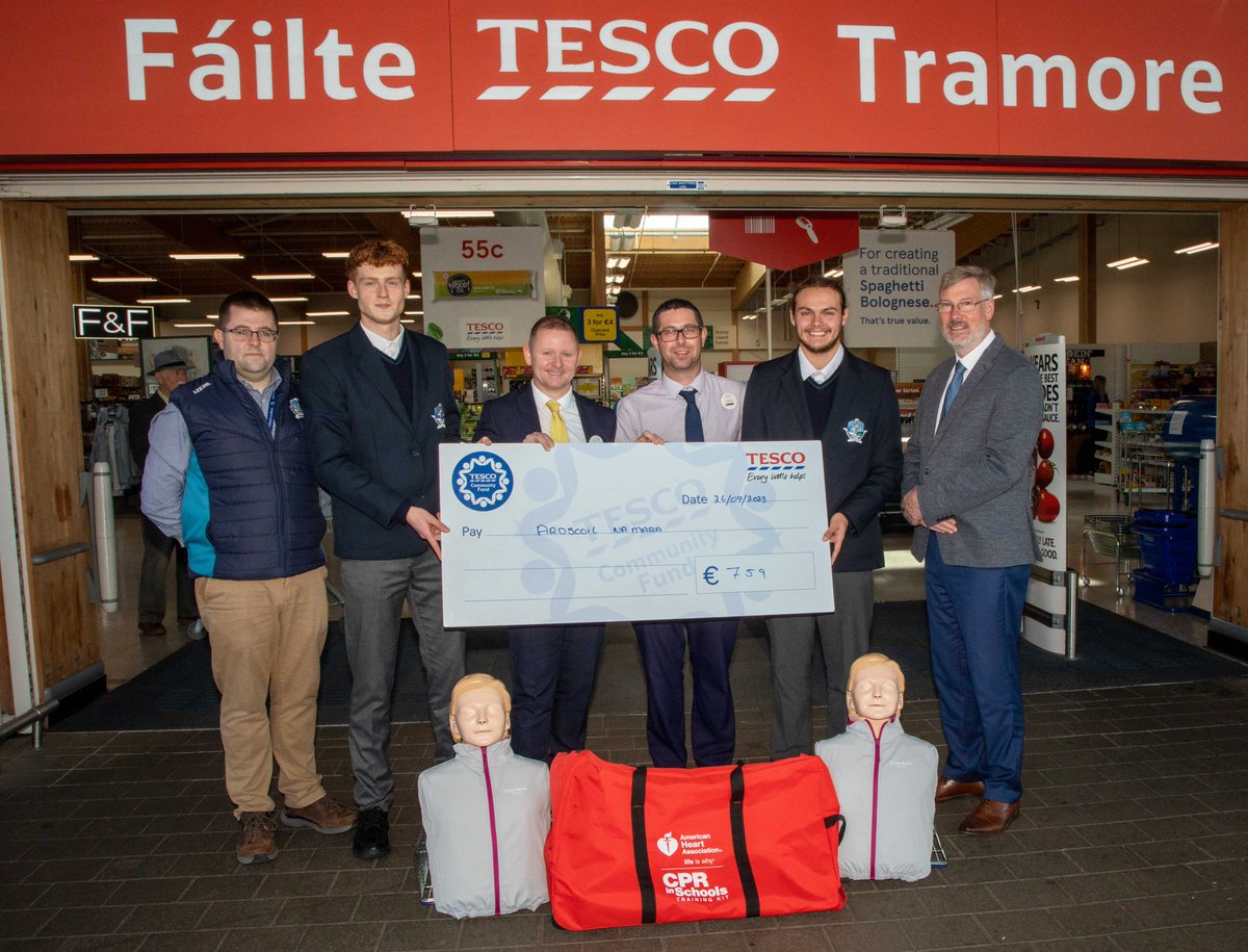 A massive thanks to the @TescoIrl Community Fund in Tramore who donated €759 to help fund the continued lifesaving @Irishheart_ie CPR4Schools training in Ardscoil na Mara. @TescoIrlNews @ERSTIRELAND