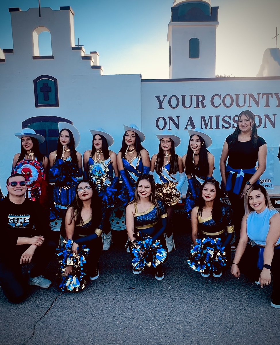 SEHS Homecoming parade 💙