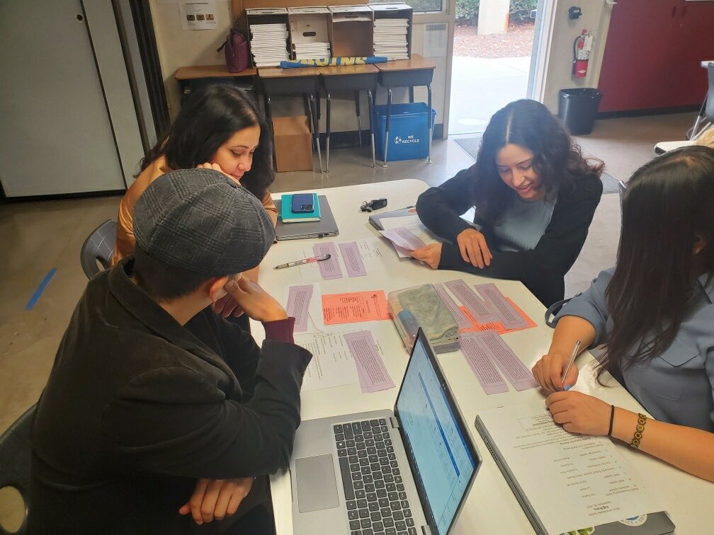 MiraLoma_JUSD's tweet photo. What an amazing morning! Awesome Staff collaborating on Quality Interaction. @joshjusd -#jusdshares https://t.co/Oz7kTIujK9