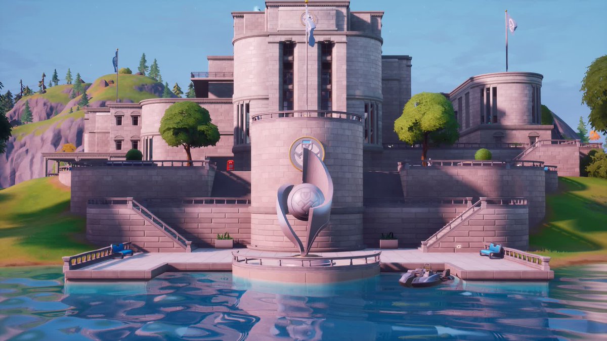 You can ONLY like this Tweet if you have dropped in 'The Agency' before 📍 #Fortnite