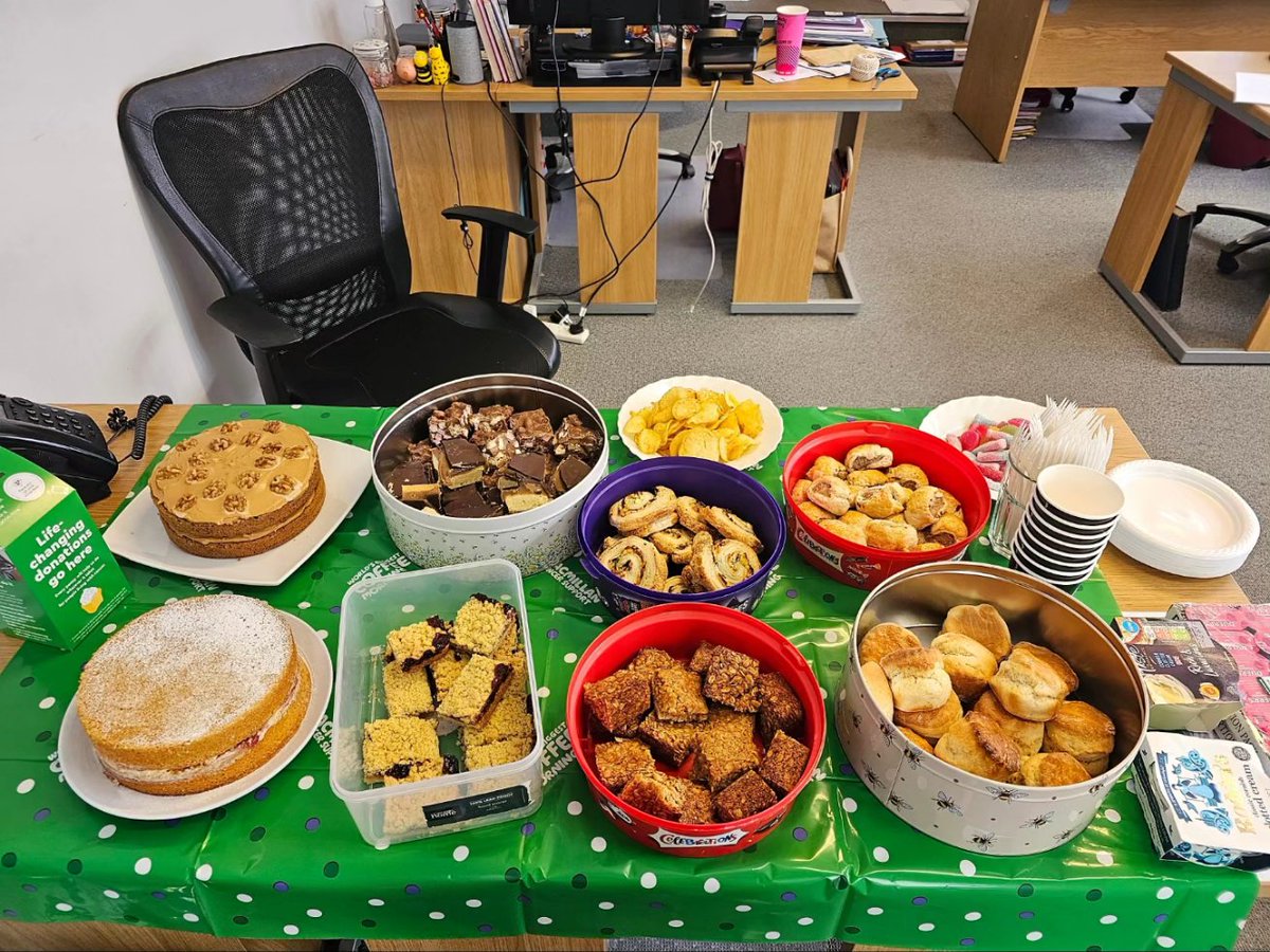 Raised £140 for <a href="/macmillancancer/">Macmillan Cancer Support</a> today. Hopefully raise more tomorrow as still have lots leftover even after staff went home with doggy bags 🍰🧁☕️🫖