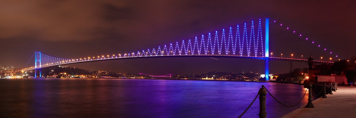 Dünya Denizcilik Günü'nde köprülerimiz de deniz renginde. 🌊
Denizcilerimize Allah selamet versin! ⚓
@IMOHQ
#DünyaDenizcilikGünü
#WorldMaritimeDay