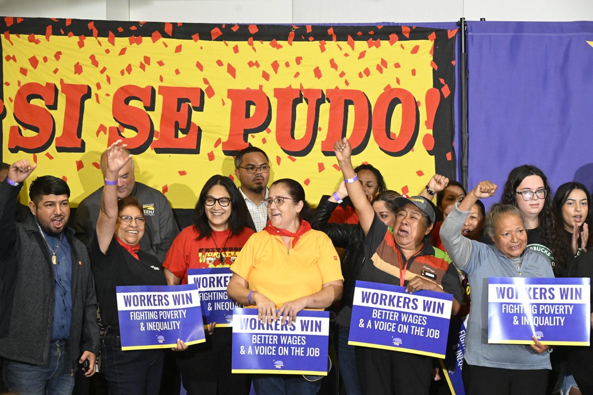 SEIUPres's tweet photo. MASSIVE VICTORY — after years of organizing, striking &amp; speaking out half a million fast food workers in California just won a seat at the table &amp; $20/hr min wage! #UnionsForAll https://t.co/jMnZjnjiwc