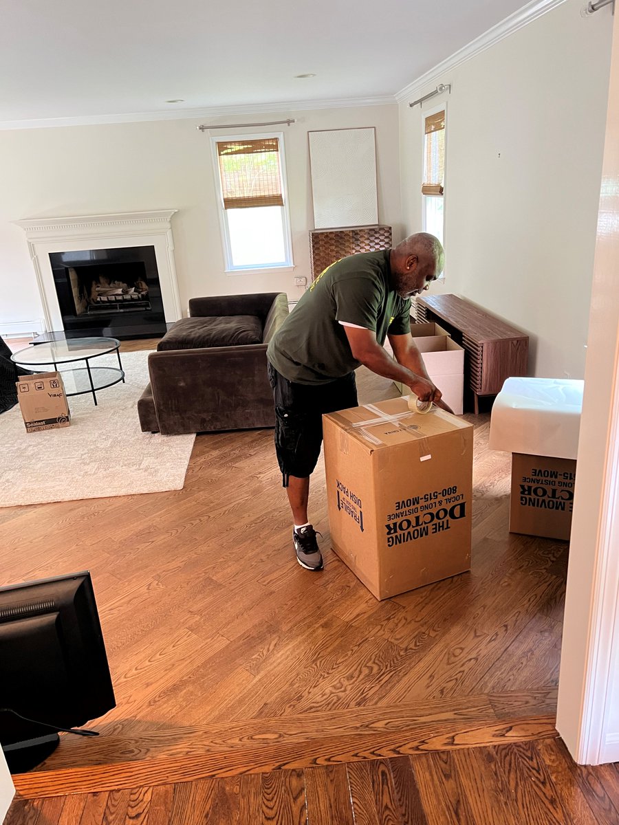 themovingdr's tweet image. 🚚🆘 Need last-minute moving help due to fires, floods, or other emergencies? We&apos;re here for you! 🏠 Whether it&apos;s a change in closing dates, disputes, or tough times like foreclosures, evictions—we&apos;ve got your back.

#EmergencyMoving #LastMinuteMovers #ReliableHelp