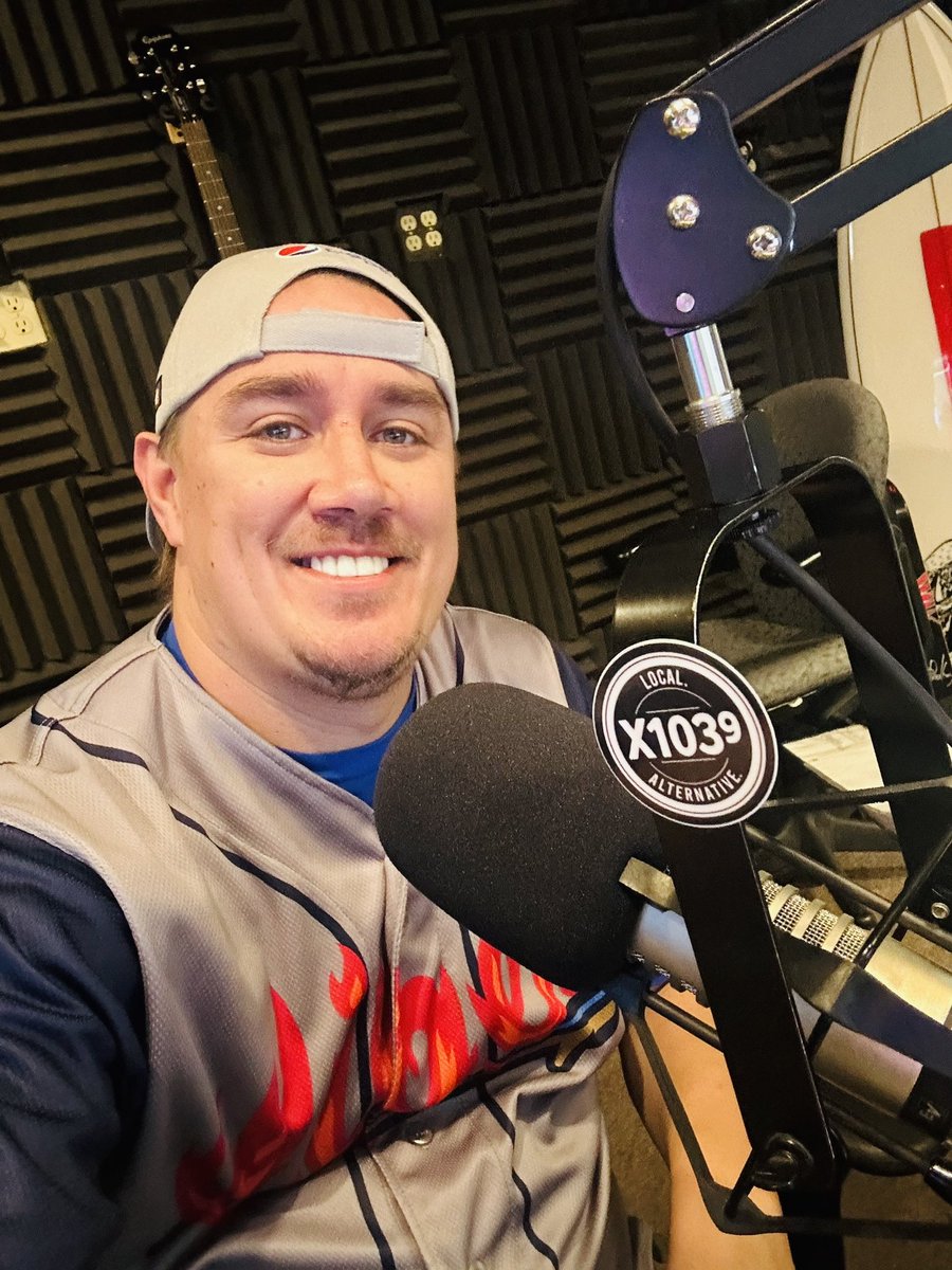 Cliff Cage tweet media