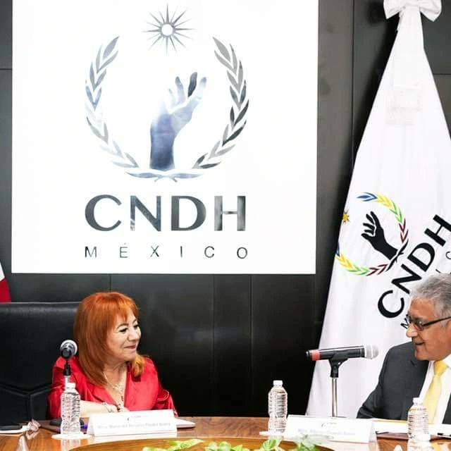 maryzv's tweet photo. El #SNTE encabezado por el Mtro. Alfonso Cepeda Salas y la presidenta de la @CNDH @RosarioPiedraIb firmaron un acuerdo para consolidar la Cultura de Paz, a través de la promoción de valores y la no violencia en la comunidad educativa y hacia la sociedad

https://t.co/4HuFx4VphE https://t.co/CYcICmuuL3
