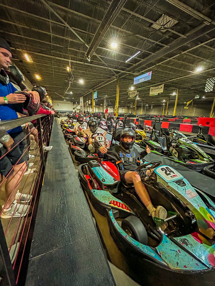 UC ΒΘΠ tweet media