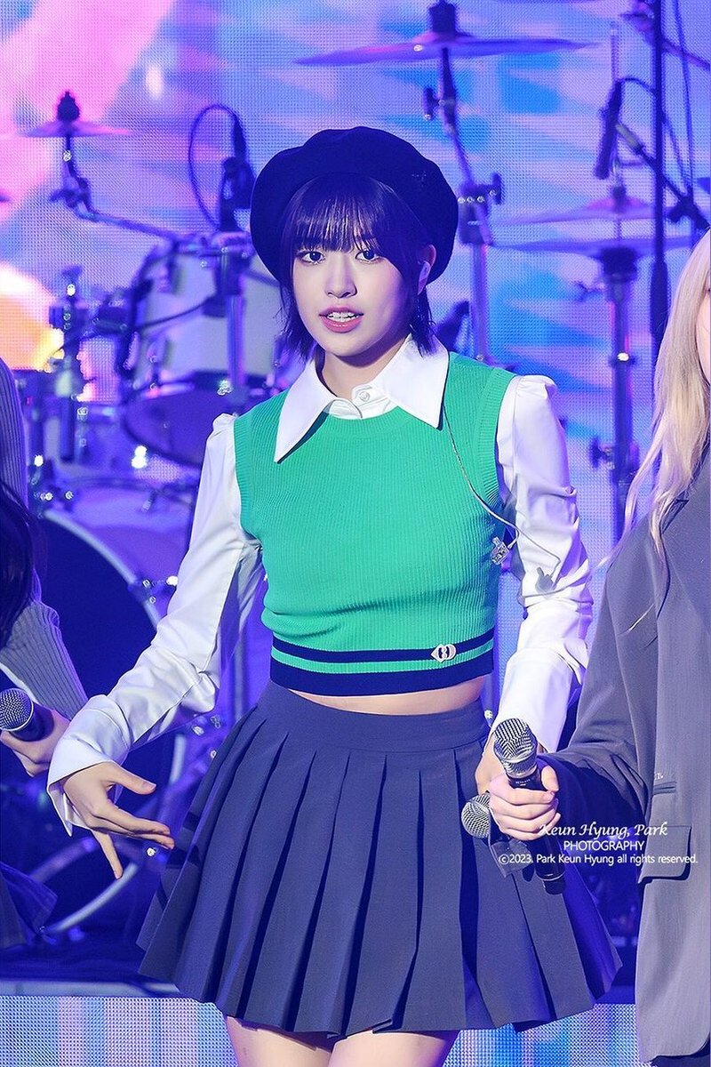 ANYUJIN_TH's tweet photo. [📷] AN YUJIN @ HANA PLAYLIST CONCERT

ภาพน้องยูจินที่คอนฯ #HAPL เมื่อวันที่ 17 กันยายนที่ผ่านมาจาก IG ของช่างภาพ Park Keun Hyung ค่ะ (rampal)
🖇️https://t.co/tPYp3oqjAg
🖇️https://t.co/ybT4lsIxsB

@IVEstarship @IVE_twt
#IVE #아이브 #アイヴ
#안유진 #ANYUJIN https://t.co/Kcc97eII2F