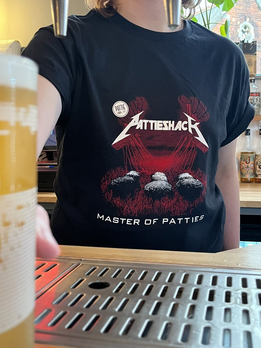 Atom - Hull tweet media