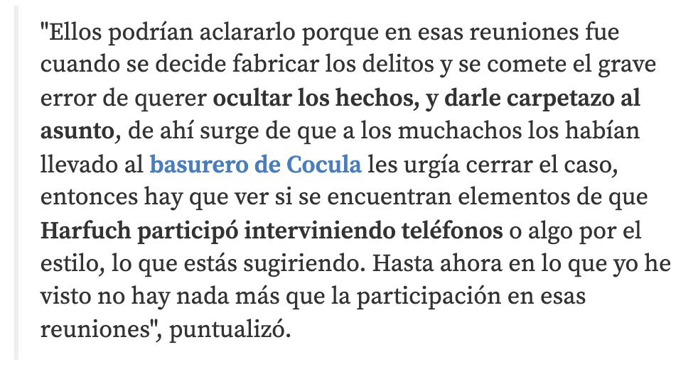 temoris's tweet photo. Quedó establecido que @OHarfuch Omar García Harfuch participó en las reuniones en las que distintas autoridades se coordinaron no para buscar urgentemente a los 43 jóvenes desaparecidos, sino para cerrar el caso #Ayotzinapa fabricando la mentira histórica, 𝐚𝐮𝐧𝐪𝐮𝐞 𝐞́𝐥 𝐦𝐢𝐧𝐭𝐢𝐨́ 𝐚𝐥 𝐧𝐞𝐠𝐚𝐫𝐥𝐨.

Dice AMLO que "no hay nada más que la participación en esas reuniones".

¿Nada más?

¿𝐍𝐨 𝐞𝐬 𝐬𝐮𝐟𝐢𝐜𝐢𝐞𝐧𝐭𝐞𝐦𝐞𝐧𝐭𝐞 𝐠𝐫𝐚𝐯𝐞 𝐪𝐮𝐞 𝐡𝐚𝐲𝐚 𝐩𝐚𝐫𝐭𝐢𝐜𝐢𝐩𝐚𝐝𝐨 𝐞𝐧 𝐞𝐥𝐥𝐚𝐬, 𝐪𝐮𝐞 𝐧𝐨 𝐬𝐞 𝐬𝐚𝐛𝐞 𝐪𝐮𝐞́ 𝐡𝐢𝐳𝐨 𝐞𝐧 𝐞𝐥𝐥𝐚𝐬, 𝐪𝐮𝐞 𝐧𝐨 𝐥𝐚𝐬 𝐝𝐞𝐧𝐮𝐧𝐜𝐢𝐨́?

¿No es suficientemente grave que todavía hoy, y a pesar del escándalo, no haya contado lo que pasó en ellas?

Por ejemplo, cómo planearon el montaje, quiénes dijeron qué, a qué se comprometieron, qué recursos involucraron...

No hacía falta que Harfuch interviniera teléfonos.

𝐄𝐥 𝐩𝐫𝐞𝐬𝐢𝐝𝐞𝐧𝐭𝐞 𝐝𝐞𝐛𝐞𝐫𝐢́𝐚 𝐞𝐱𝐢𝐠𝐢𝐫𝐥𝐞 𝐪𝐮𝐞 𝐝𝐢𝐠𝐚 𝐭𝐨𝐝𝐨 𝐥𝐨 𝐪𝐮𝐞 𝐬𝐚𝐛𝐞 𝐝𝐞 𝐞𝐬𝐭𝐚𝐬 𝐫𝐞𝐮𝐧𝐢𝐨𝐧𝐞𝐬 -incluyendo sus intervenciones pero no solo eso-, 𝐜𝐨𝐦𝐨 𝐫𝐞𝐪𝐮𝐢𝐬𝐢𝐭𝐨 𝐢𝐧𝐝𝐢𝐬𝐩𝐞𝐧𝐬𝐚𝐛𝐥𝐞 𝐩𝐚𝐫𝐚 𝐚𝐬𝐩𝐢𝐫𝐚𝐫 𝐚 𝐜𝐮𝐚𝐥𝐪𝐮𝐢𝐞𝐫 𝐜𝐚𝐧𝐝𝐢𝐝𝐚𝐭𝐮𝐫𝐚 𝐝𝐞 𝐌𝐨𝐫𝐞𝐧𝐚.

Porque Harfuch fue participante en la planeación de un enorme crimen de Estado para ocultar el crimen contra la humanidad más grave de la historia reciente de México.

𝐘 𝐬𝐢𝐞𝐦𝐩𝐫𝐞 𝐡𝐚 𝐜𝐚𝐥𝐥𝐚𝐝𝐨 𝐜𝐨𝐦𝐨 𝐜𝐨́𝐦𝐩𝐥𝐢𝐜𝐞 𝐥𝐨 𝐪𝐮𝐞 𝐩𝐚𝐬𝐨́ 𝐚𝐡𝐢́.

***

(Harfuch todavía no ha contestado mis 11 preguntas: https://t.co/Kz9G7U6OBi)