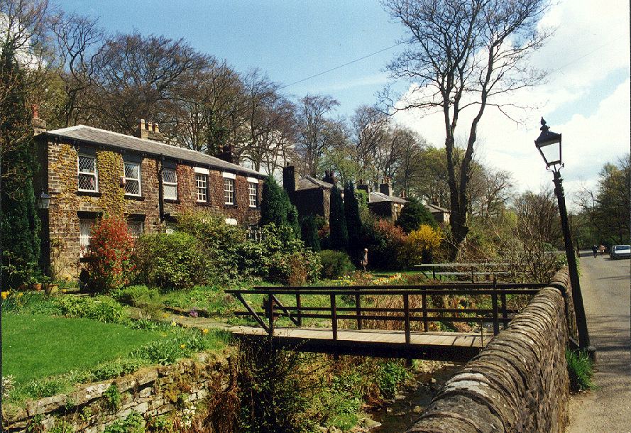 boltonwalking's tweet photo. Please get in touch for details of next week's walk around the Barrow Bridge area, followed by @NickJackson29's open mic. #hiking #walking #bolton #barrowbridge #heaton #openmic #nickjackson @Heaton_Cricket @Heatonsports https://t.co/ZkA1IPdU4o
