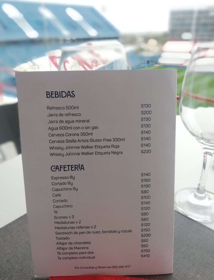 Hola mi amor, vamos al restaurante del parque a merendar?

Enviar