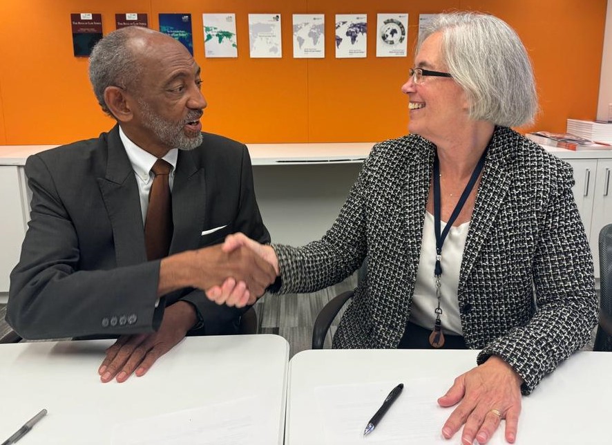At a time when rule of law is being challenged globally, bar association leadership from orgs such as the @cla_lawyers is critical to turning the tide. WJP's new MoU w/CLA deepens our collaboration on critical rule of law issues. Learn more: bit.ly/45ci4LM