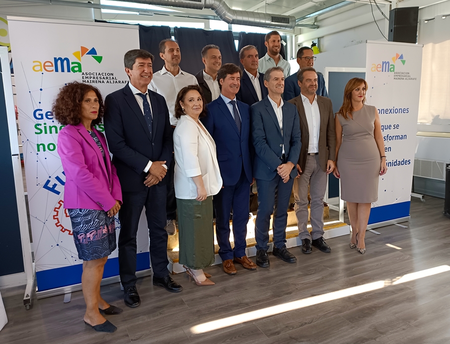 📷🖊️AEMA, CES y Ayuntamiento de Mairena se prestan a la colaboración conjunta para trabajar por el sector empresarial

aljarafeymas.com/noticias/12401…

<a href="/aemaaljarafe/">AEMA ALJARAFE</a> <a href="/MairenaAljarafe/">Mairena del Aljarafe</a> <a href="/CPPISA/">Parque PISA</a>
<a href="/AntonioConde_M/">Antonio Conde</a> <a href="/CES_Sevilla/">Empresas de Sevilla</a> <a href="/BorjaUrunuela/">Borja Uruñuela</a>
<a href="/MiguelRus10/">Miguel Rus</a> <a href="/AlbertoNogales/">Alberto Nogales</a> <a href="/JuanMarin_/">Juan Marín</a> <a href="/RinconMarga/">Marga Rincón</a>