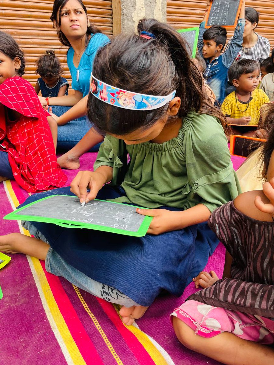 DAYfoundat008's tweet photo. 'Your education is a dress rehearsal for a life that is yours to lead.' 🙌✍️
EDUCATIONAL DRIVE - 24/09/23
#DAYFOUNDATION #EducationForAll https://t.co/jgZ0QPx38d
