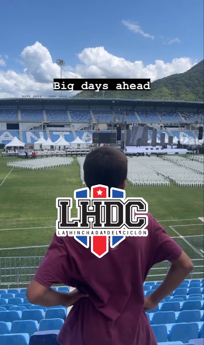 Desde LHDC, queremos denunciar públicamente que en el evento a realizar el día de hoy en el estadio Sierra Nevada, no se tuvieron las medidas d seguridad necesarias para el cuidado y protección la gramilla con lonas especiales. Así solo deterioran más la cancha 

#Somoslahinchada