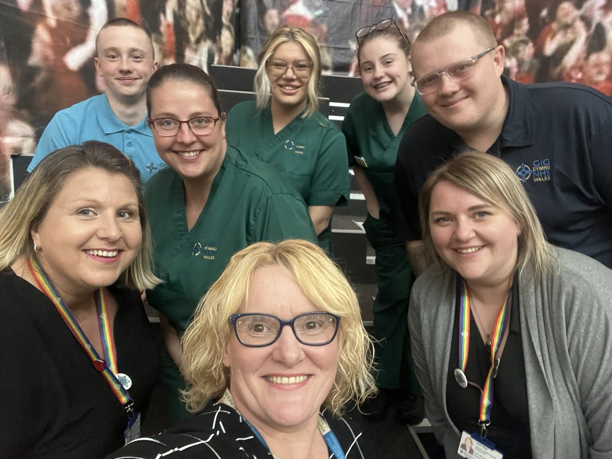 Amanda Glanville tweet media