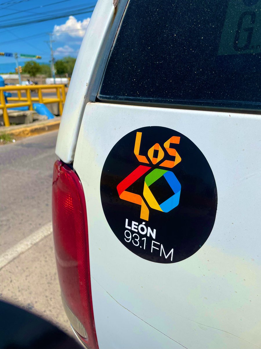 los40leon's tweet photo. ¿Todavía no tienes tu gorra y calcomanía de #Los40Leon?🤔
Ubica nuestra unidad móvil y llévate las tuya siguiendo la dinámica al aire. 🔥🤟🏼🤩 https://t.co/zNRN6fMhG2