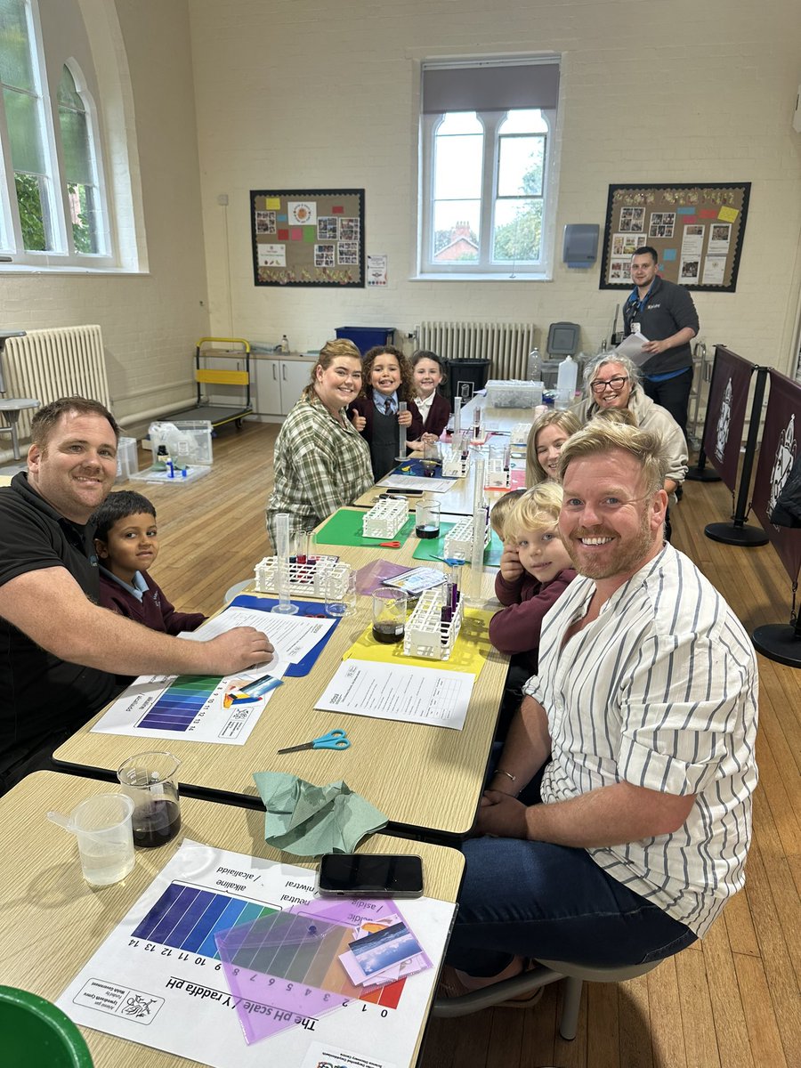 AllSaintsCIW's tweet photo. It was a pleasure welcoming @XploreScienceUK to school today for Kitchen Chemistry as part of the @TheLLCompany programme! https://t.co/0SZd5kbbD2