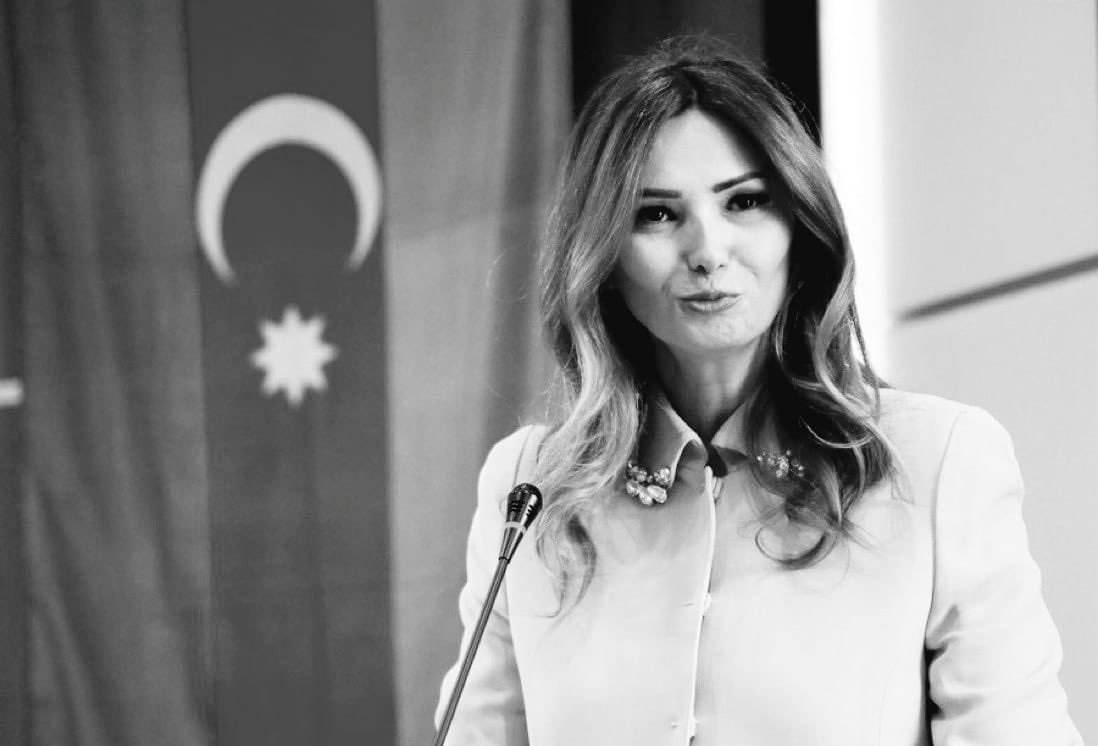 Allah rahmet eylesin mekanı cennet olsun.

Türk Milletinin başı sağolsun🇹🇷🇦🇿

Ganire Paşayeva