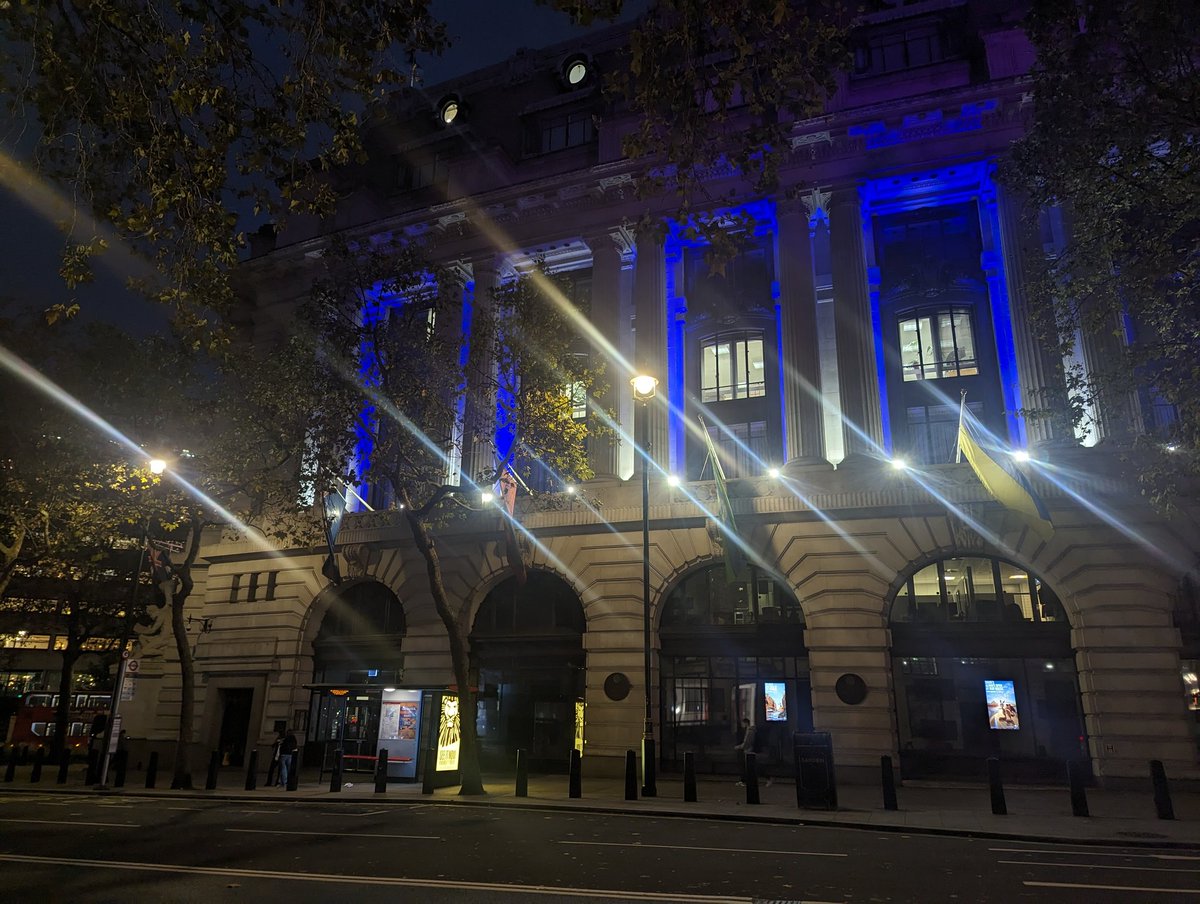 Australia House is blue tonight to celebrate #WorldMaritimeDay 🌊

This year's theme is 'MARPOL at 50 – Our commitment goes on'. Australia reiterates our commitment to working internationally to protect our oceans.