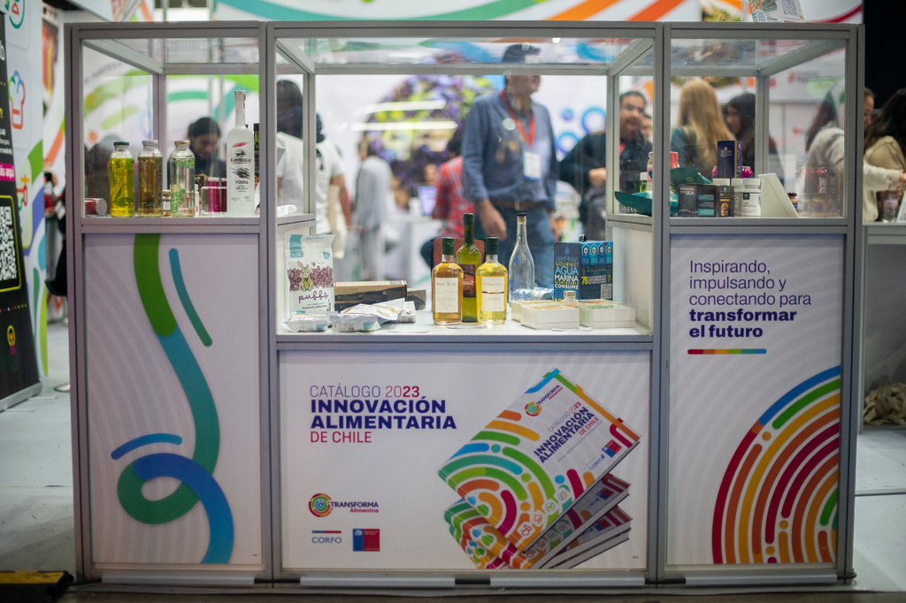 Transforma_Alim's tweet photo. Último día del espacio de Innovación Alimentaria #TransformaAlimentos en Food&amp;Service. Visita los stands, participa en las activaciones culinarias y conéctate con innovadores de todo Chile.  #SomosTransformaAlimentos https://t.co/sEsaUskUb9
