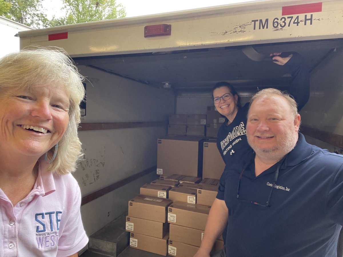 NC STEM West tweet media