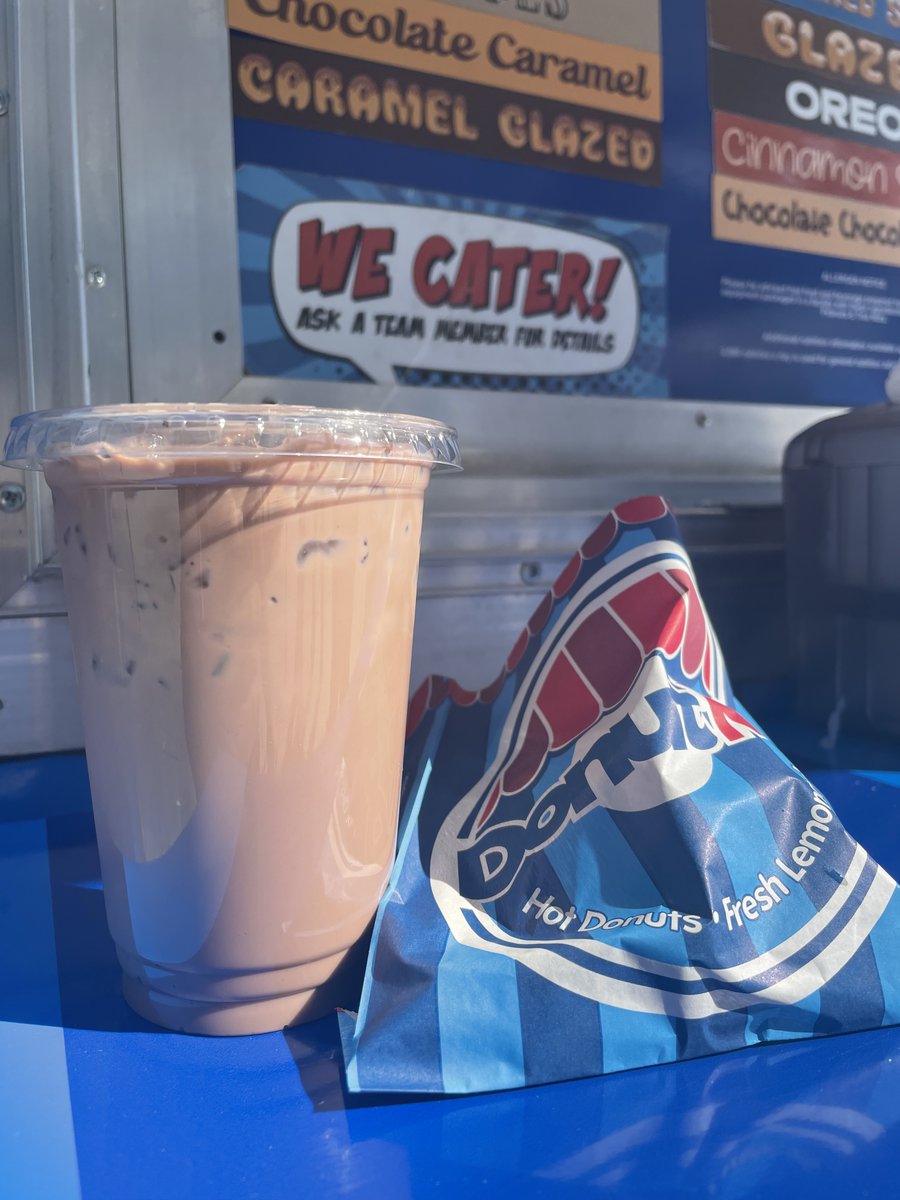 JacobsenBuilds's tweet photo. Our friends at Cache Valley Electric (@WeAreCVE) dropped by the Jacobsen headquarters this morning with a donut truck! We enjoyed catching up with their team over treats and drinks from DonutNV (@donutnvofficial). Thank you for the kind gesture!

#JacobsenPartners #BuiltForLife https://t.co/y79OU8fZlh