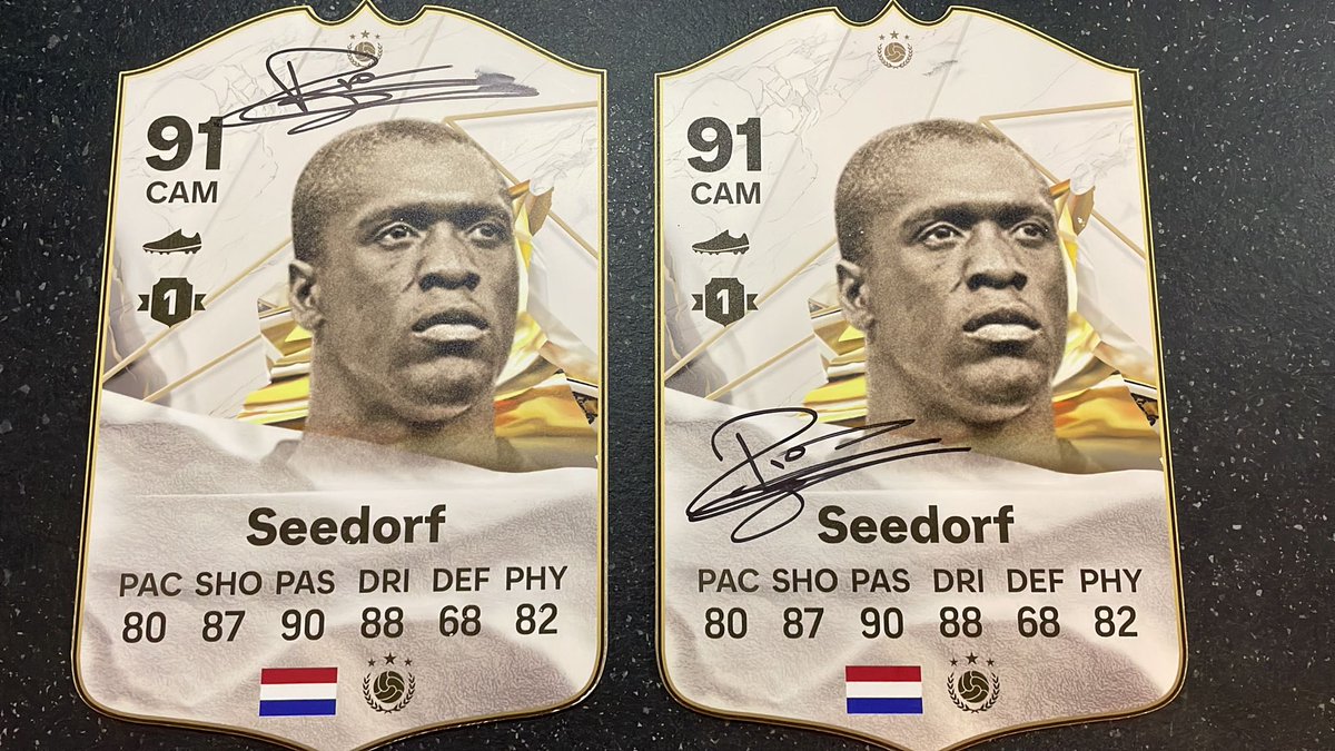 🚨GIVEAWAY🚨

1xA4 Seedorf card signed by the man himself!

To enter

✅Follow us
✅Retweet
✅Like 

Thanks to <a href="/KieronSFF/">Kieron</a> from <a href="/FUTBIN/">FUTBIN</a> for sorting this (drop both a follow if you like) 

Winner announced Sunday 1st October!

Good luck! 

#eafc #EAFC24
