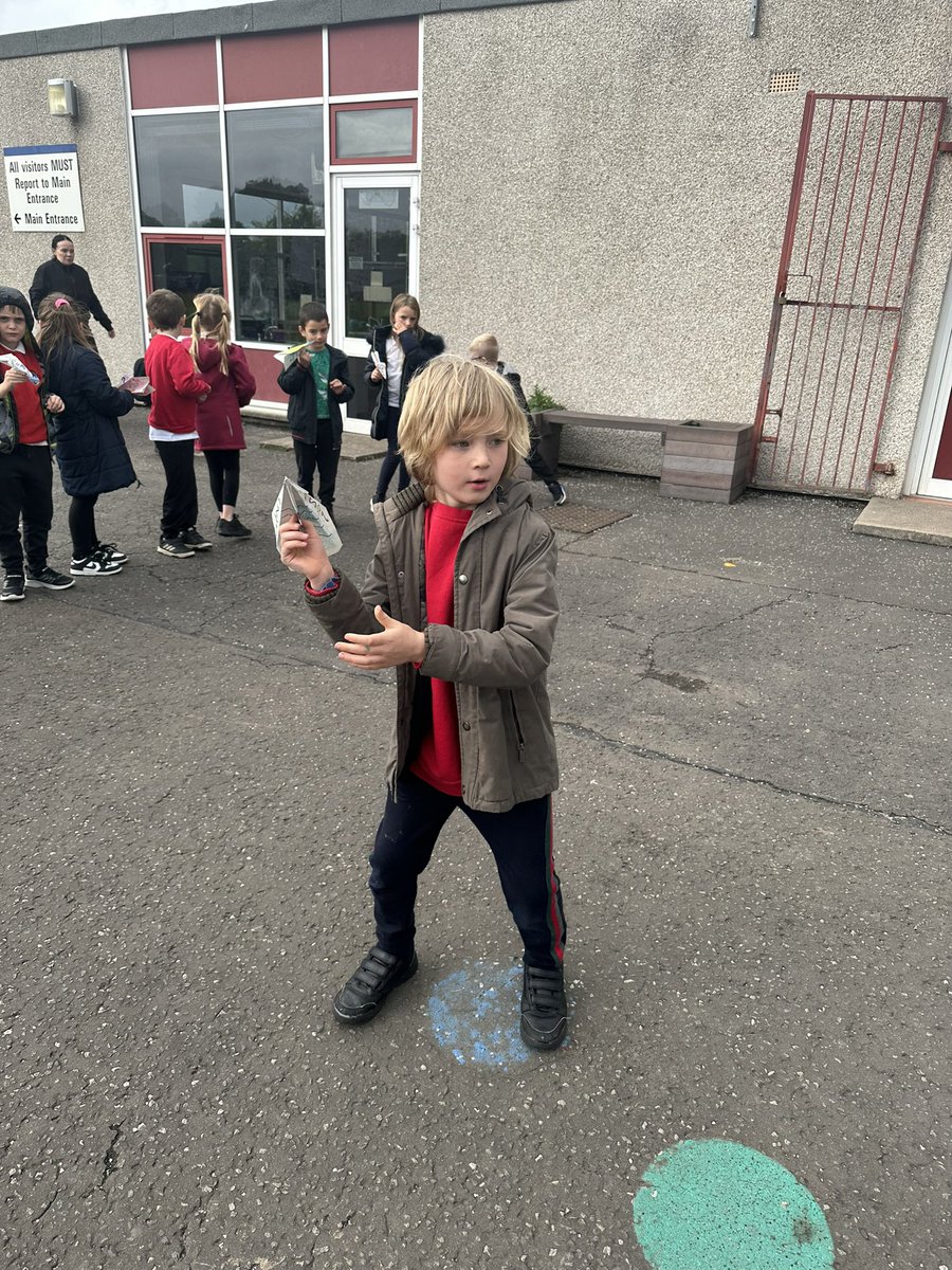 BowhouseP2's tweet photo. For #MathsWeekScot we made paper airplanes for the maths in motion theme! #bowmaths โ๏ธ๐ https://t.co/AQ1tBhUky6