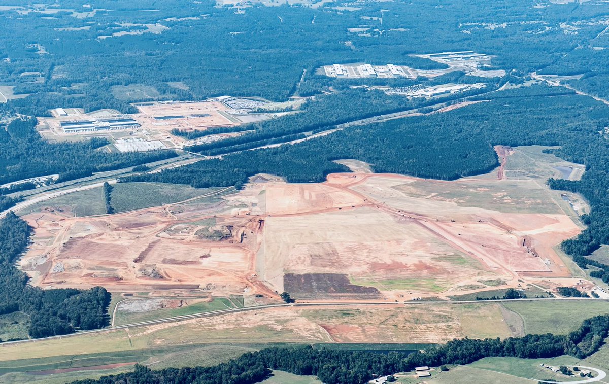 hprwilson's tweet photo. @MurphyAJC Not sure the last time you were on a farm, Patricia, but this is not what a hayfield looks like. We are moving on this exciting project. Happy to talk to you about it anytime. https://t.co/5AYGhsA778